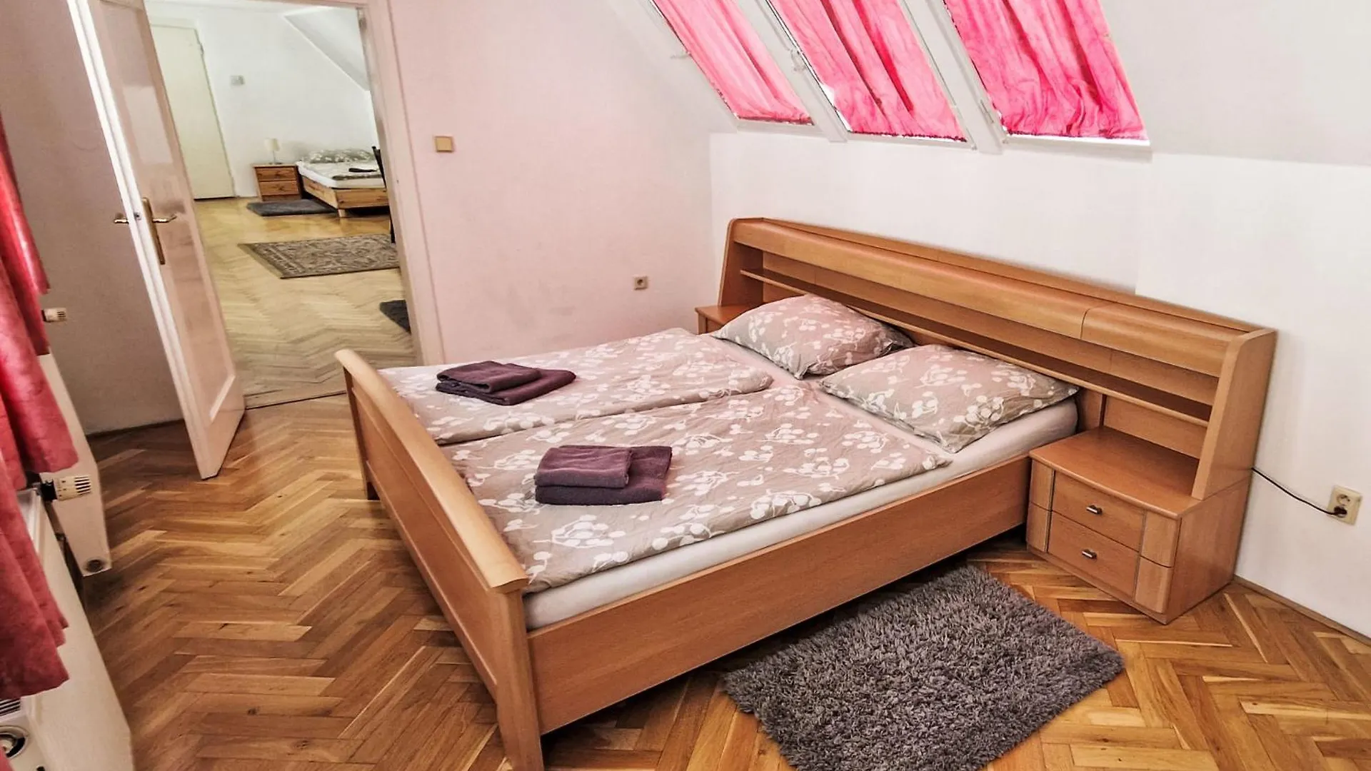 Apartment Old Town Home-5 By Interhome Praga